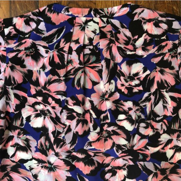 J Crew Silk Flutter Sleeve Top in Hibiscus Print - Picture 6 of 9